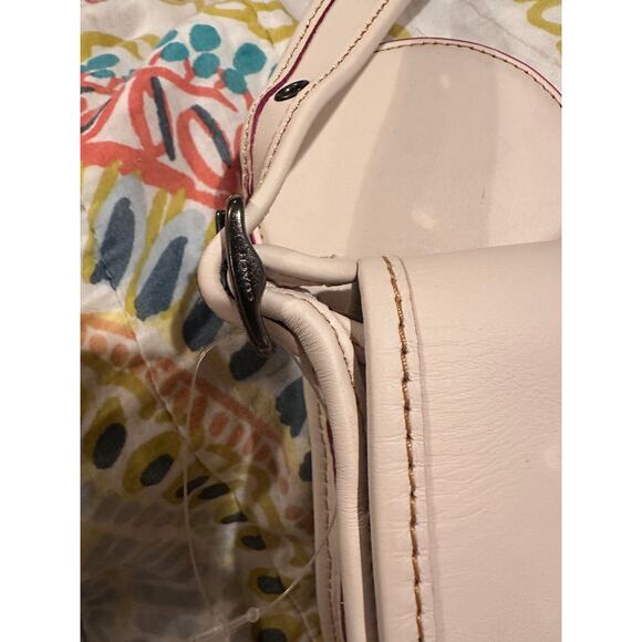 Disney x Coach Patricia Saddle Crossbody With Mickey Mouse Ears Bag Chalk - Picture 4 of 7